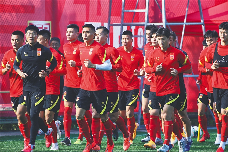 JDG 3-0 BLG：Xun连抢两条大龙难挽颓势 JDG零封BLG挺进胜者组决赛